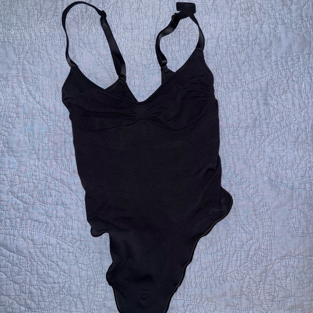 SKIMS Seamless Sculpt Thong Bodysuit